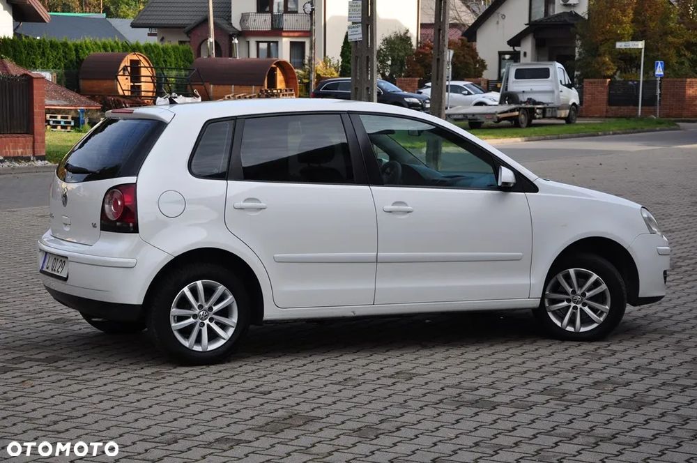 Volkswagen Polo 1.4 Comfortline - 28