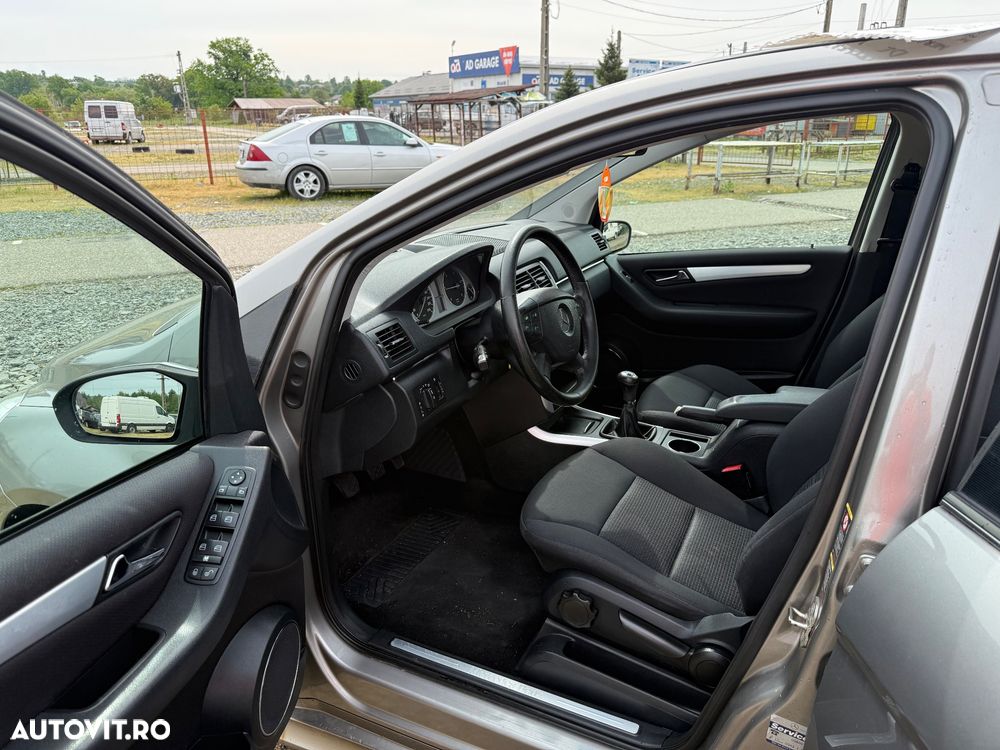 Mercedes-Benz B 180 CDI - 7
