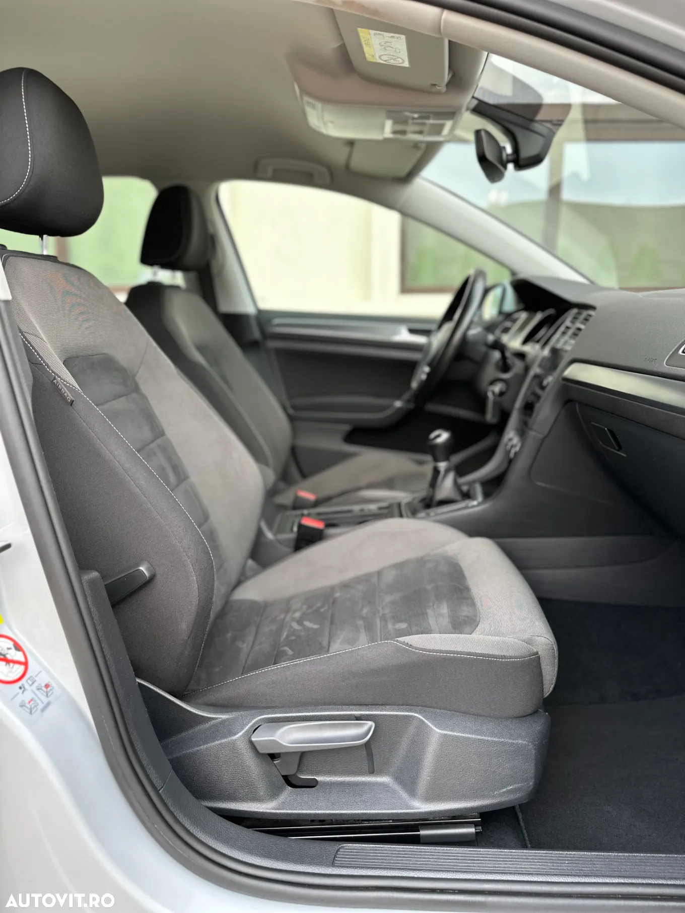 Volkswagen Golf Variant 1.6 TDI (BlueMotion Technology) Trendline - 19