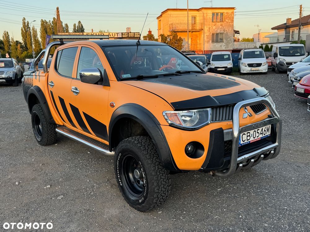 Mitsubishi L200 2.5 DID Summer Edition Sport - 14