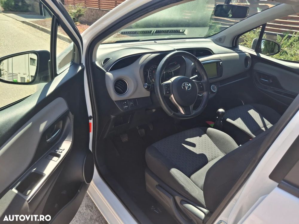 Toyota Yaris 1.3 VVT-i Luna - 4