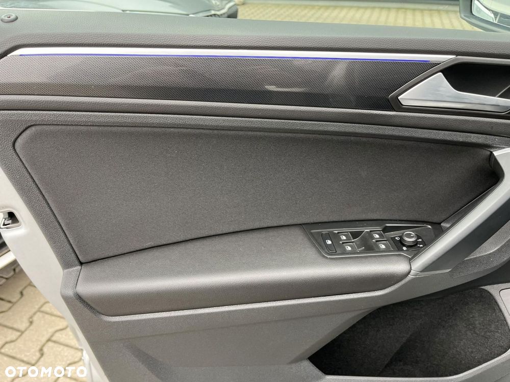 Volkswagen Tiguan - 21