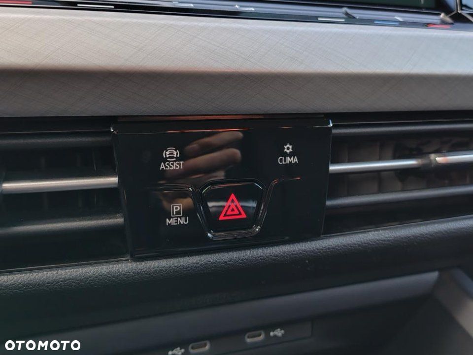 Volkswagen Golf - 27