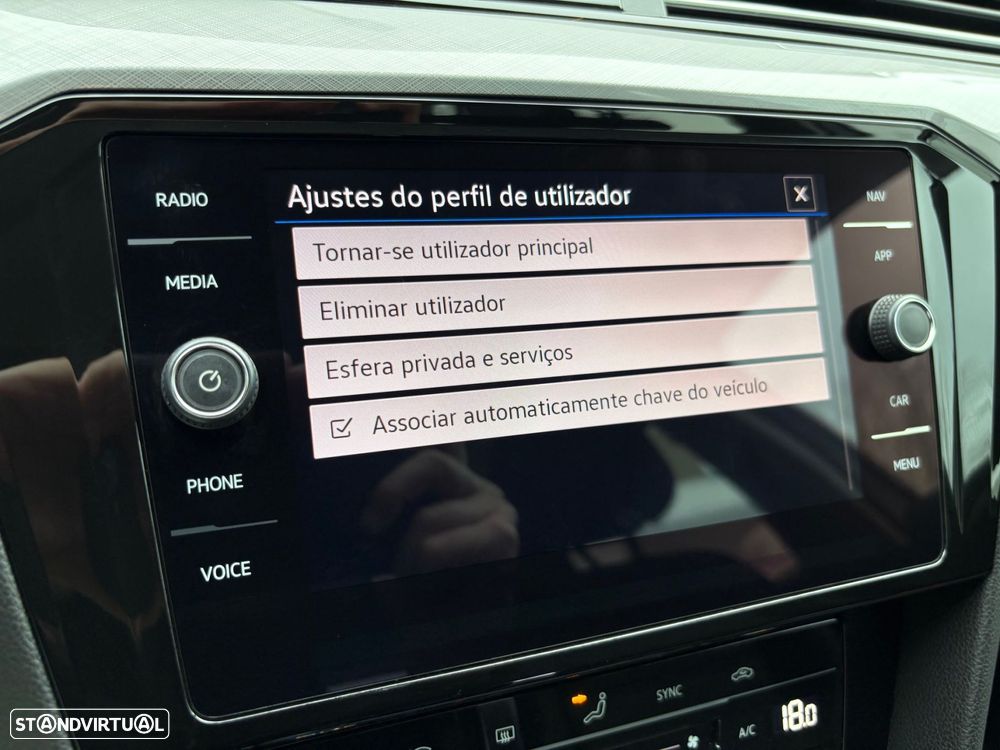 VW Passat Variant 2.0 TDi Elegance DSG - 51