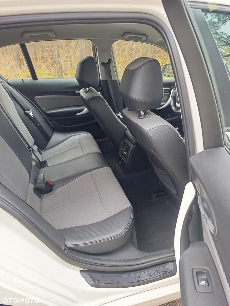 BMW Seria 1 116i Urban Line - 11