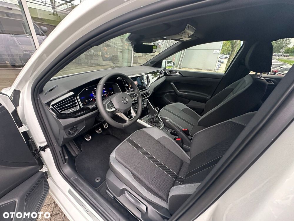 Volkswagen Polo - 11