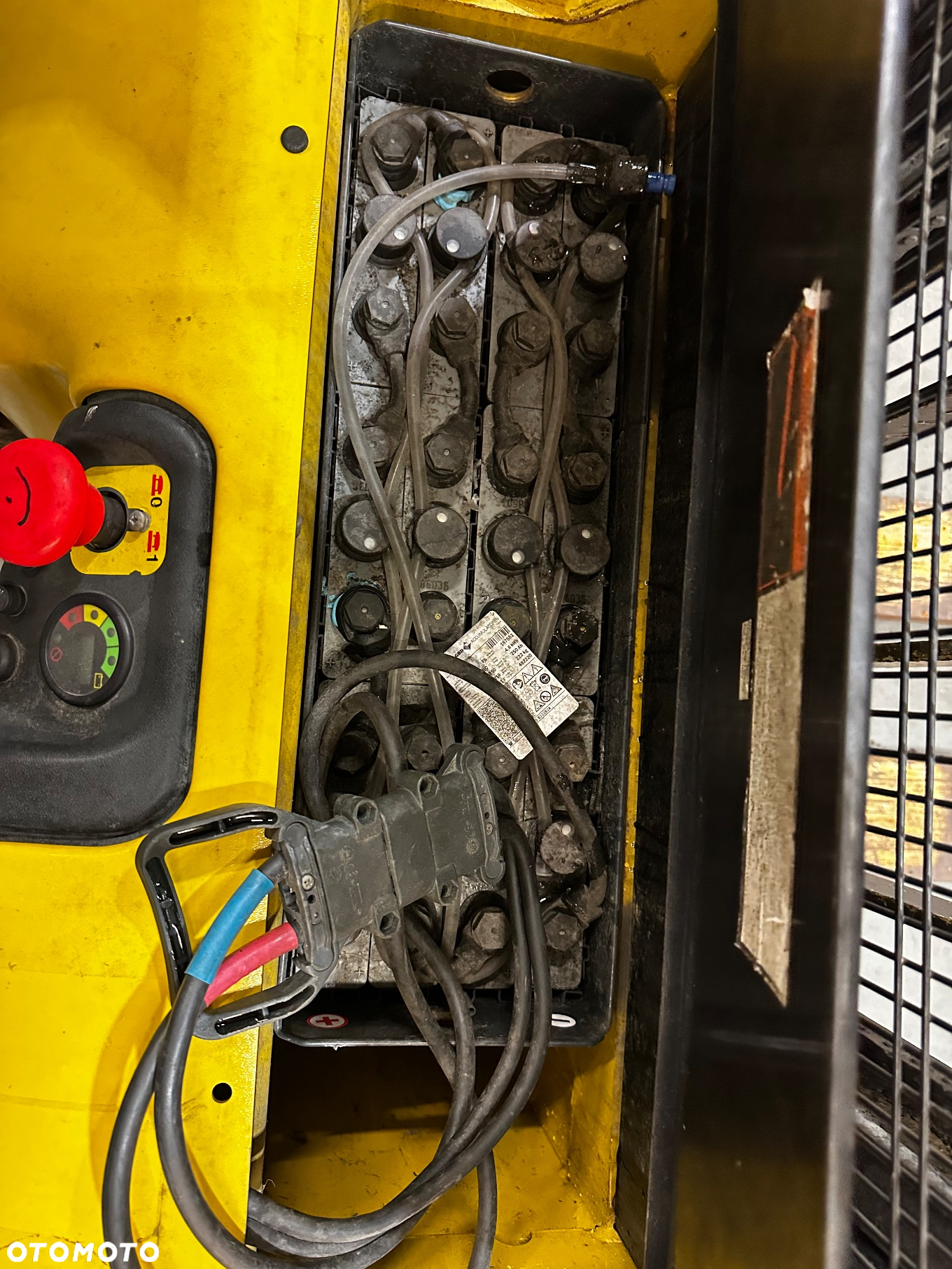 Yale MS16 elektryczny wózek ręczny Paleciak Triplex 4,3M / 1,4T - 5