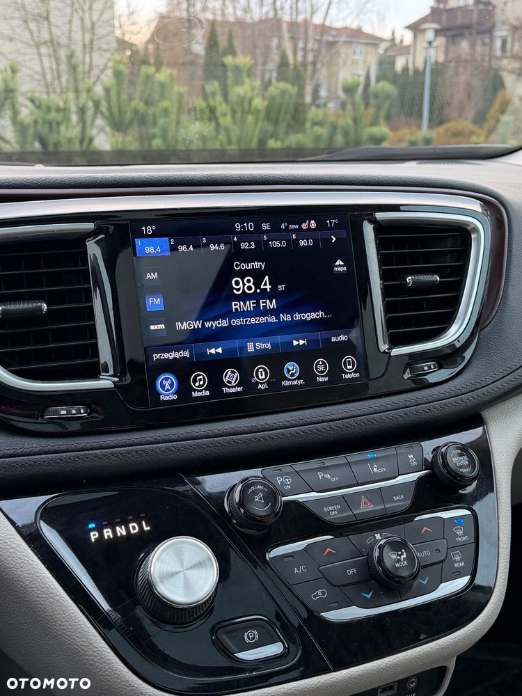 Chrysler Pacifica - 18