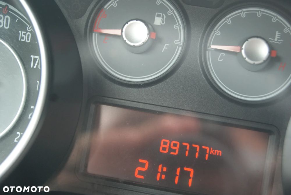 Fiat Punto Evo 1.2 8V Active - 28