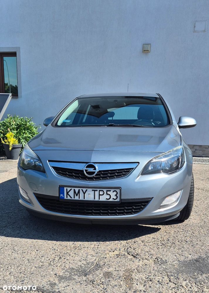 Opel Astra - 1