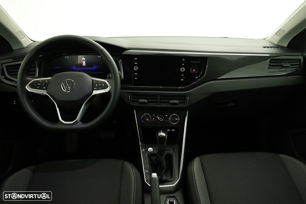 VW Taigo 1.0 TSI Urban DSG - 8