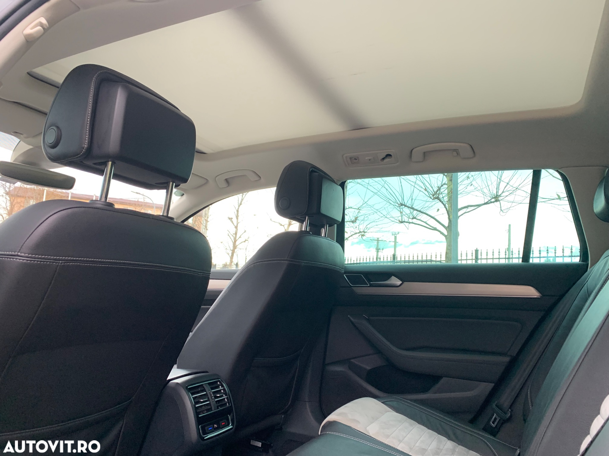 Volkswagen Passat 2.0 TDI SCR (BlueMotion Tech) 4Motion D Highline - 10