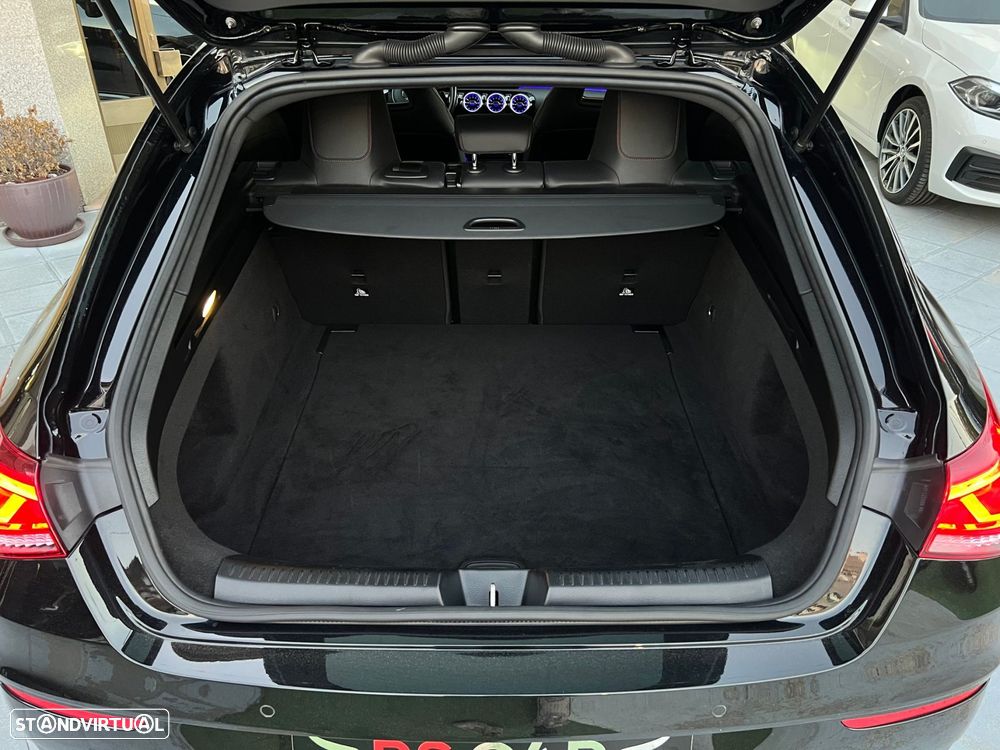 Mercedes-Benz CLA 180 d Shooting Brake AMG Line Aut. - 28