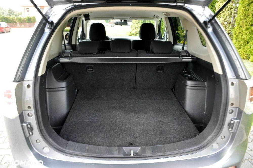 Mitsubishi Outlander - 36