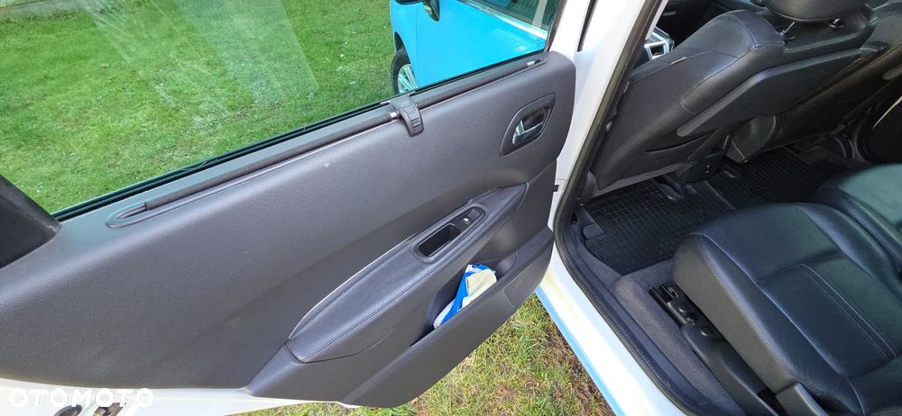 Peugeot 5008 2.0 HDi Allure - 10