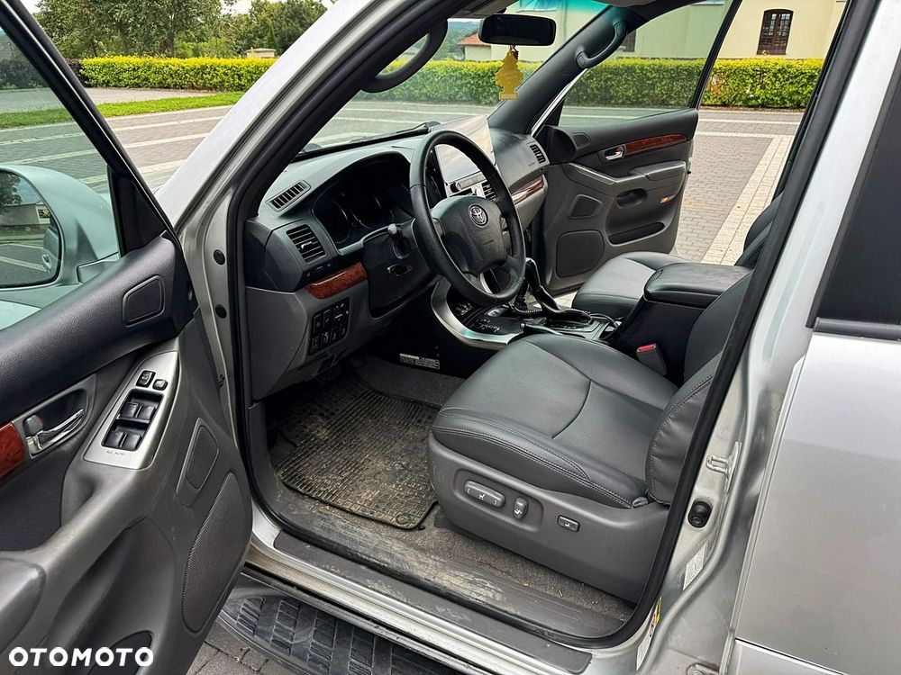 Toyota Land Cruiser LC 3.0 D-4D Prestige - 25