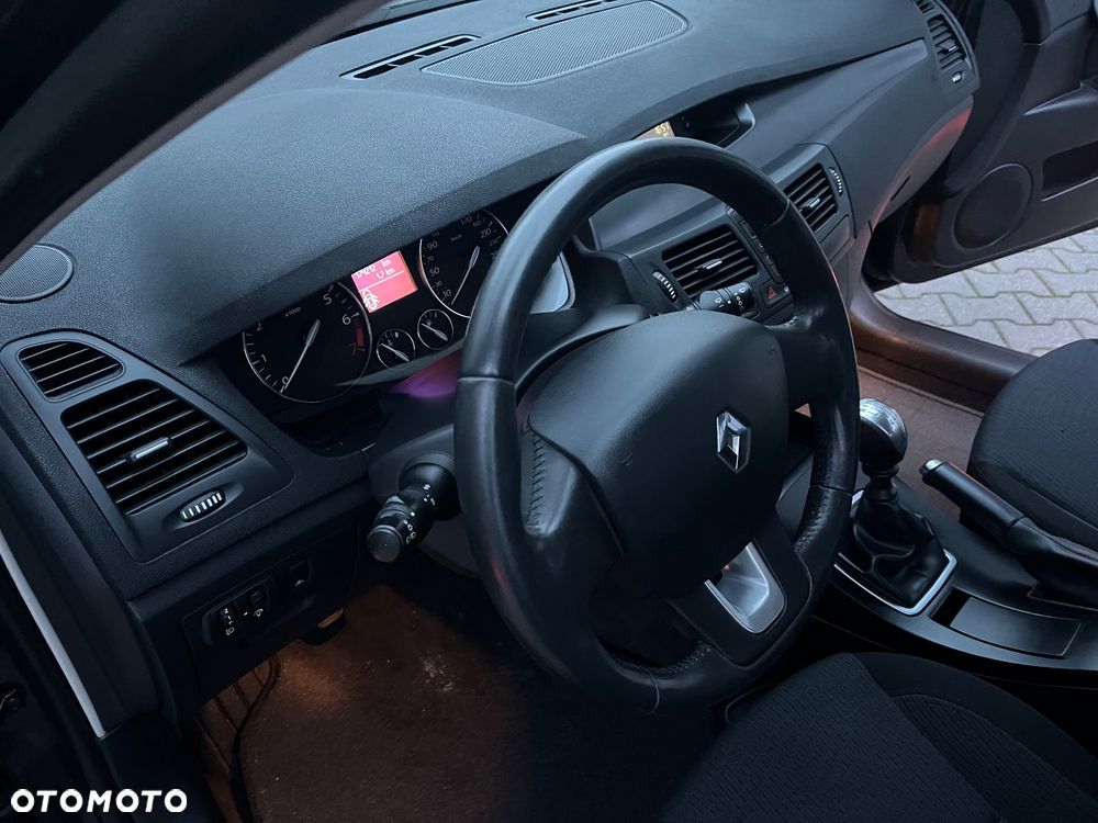 Renault Laguna 1.6 16V Authentique - 11