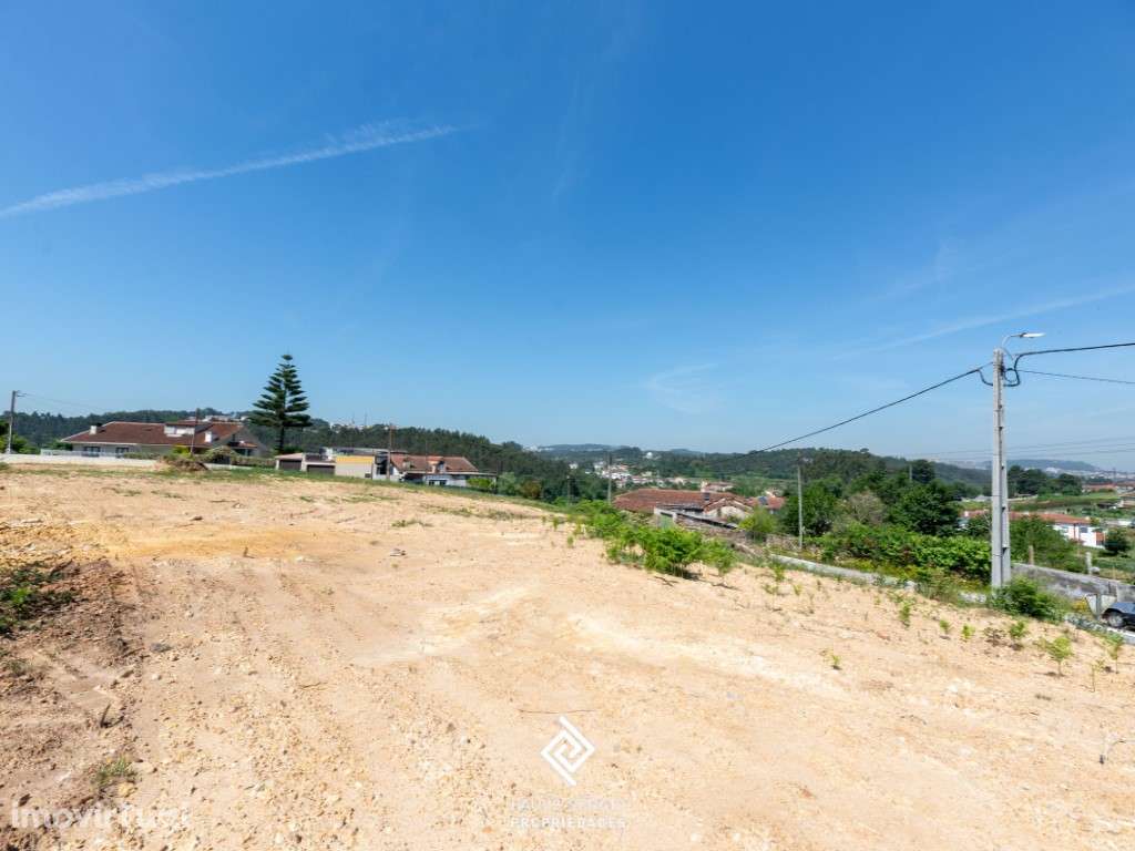 Terreno Industrial com Projeto Aprovado em Vila Nova de Gaia - Próx... - Grande imagem: 2/7