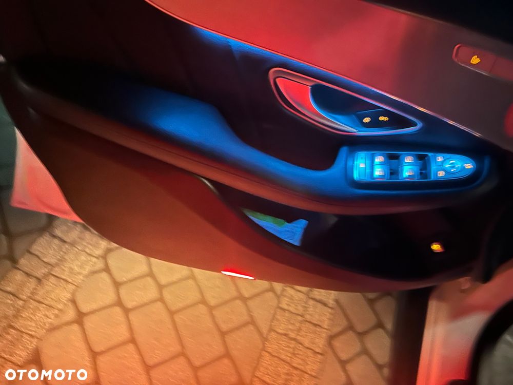 Mercedes-Benz GLC - 16