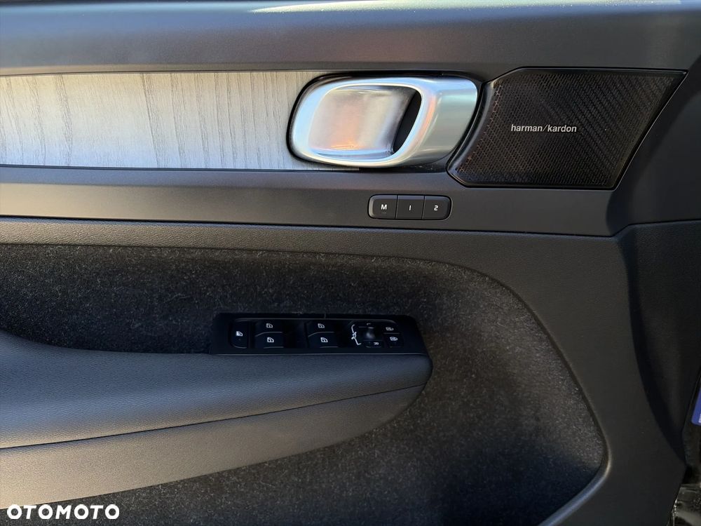 Volvo XC 40 - 12