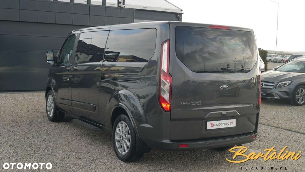 Ford Tourneo Custom - 6