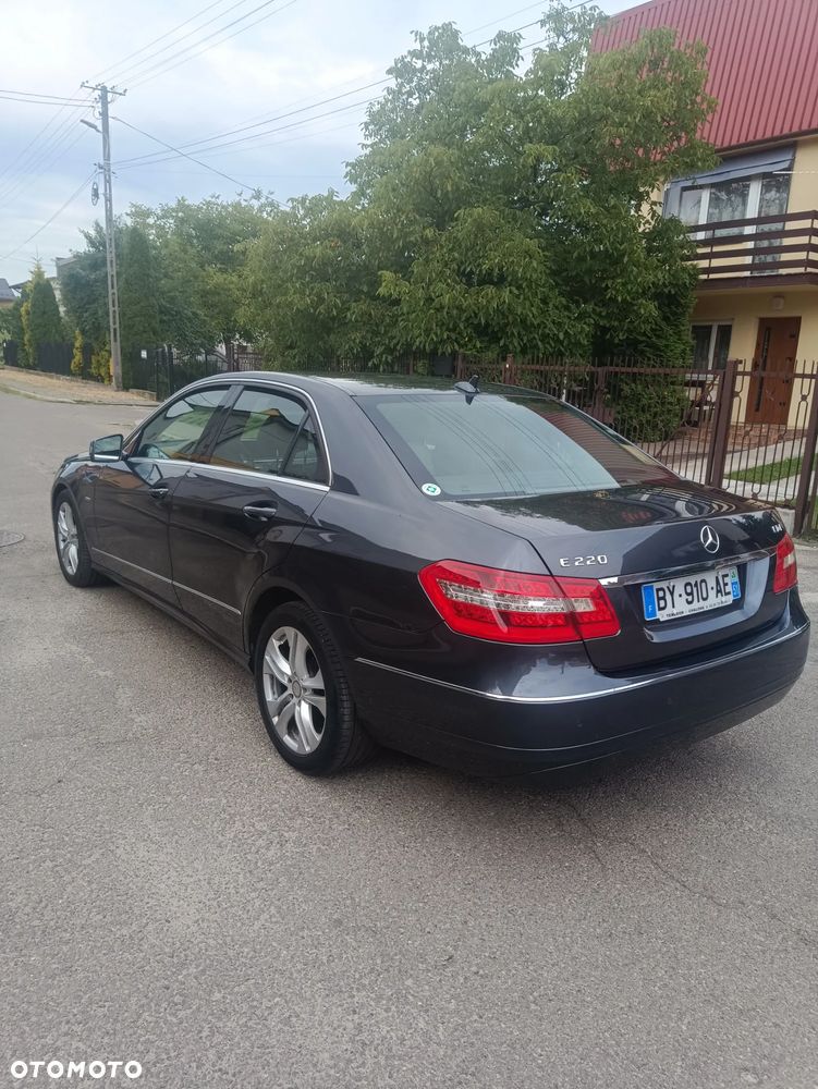 Mercedes-Benz Klasa E 220 CDI DPF BlueEFFICIENCY 7G-TRONIC - 5