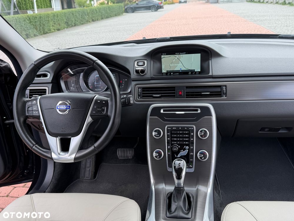 Volvo XC 70 D4 Geartronic Momentum - 30
