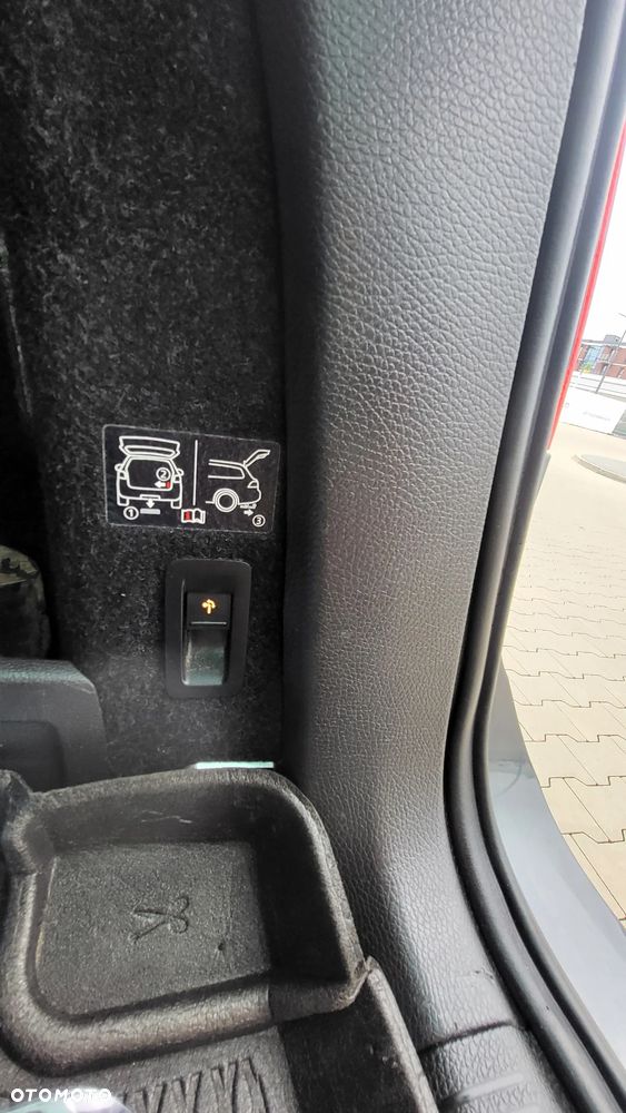 Volkswagen Passat 2.0 TDI Highline R-Style DSG - 11