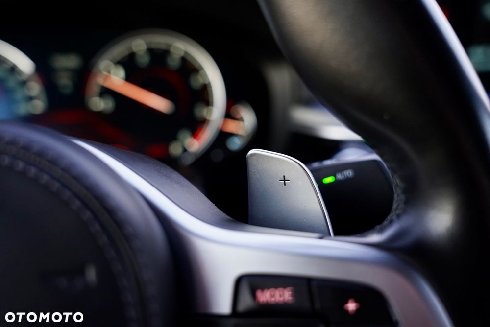 BMW Seria 5 530d M Sport sport - 28