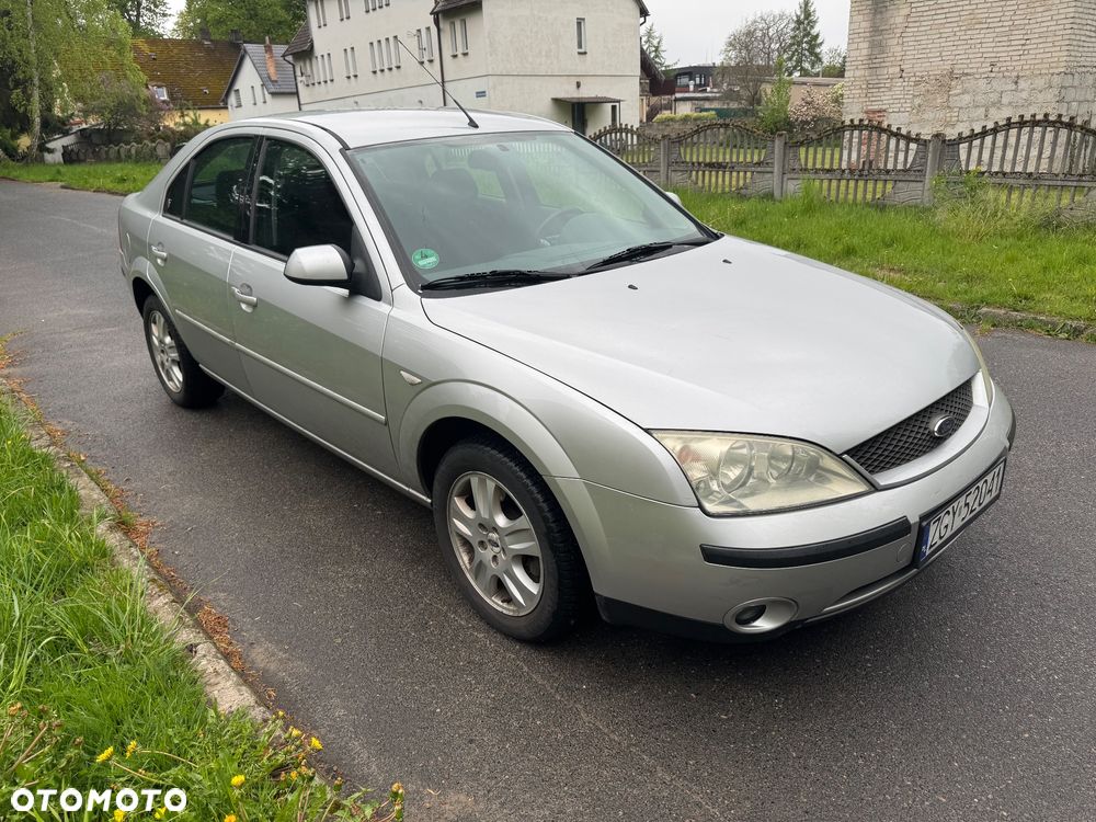 Ford Mondeo 1.8 Ghia - 1