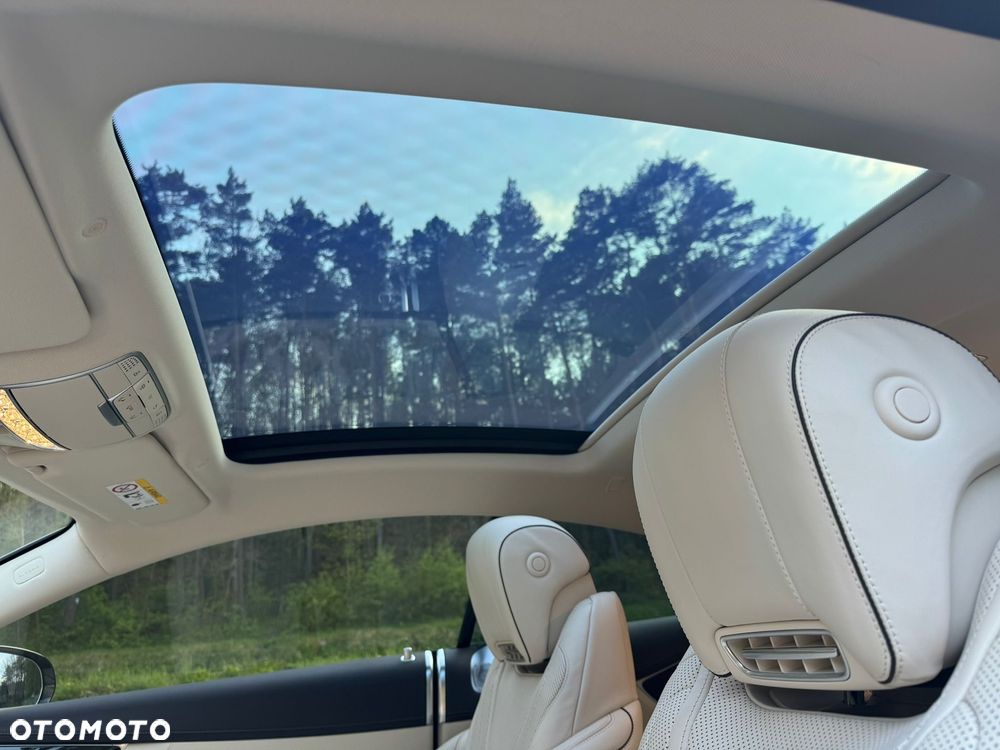 Mercedes-Benz Klasa S 560 Coupe 4-Matic 9G-TRONIC - 17