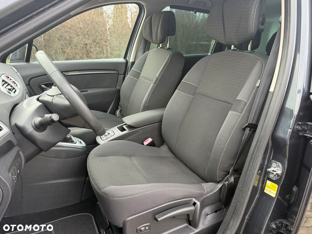 Renault Scenic TCe 130 Dynamique - 24