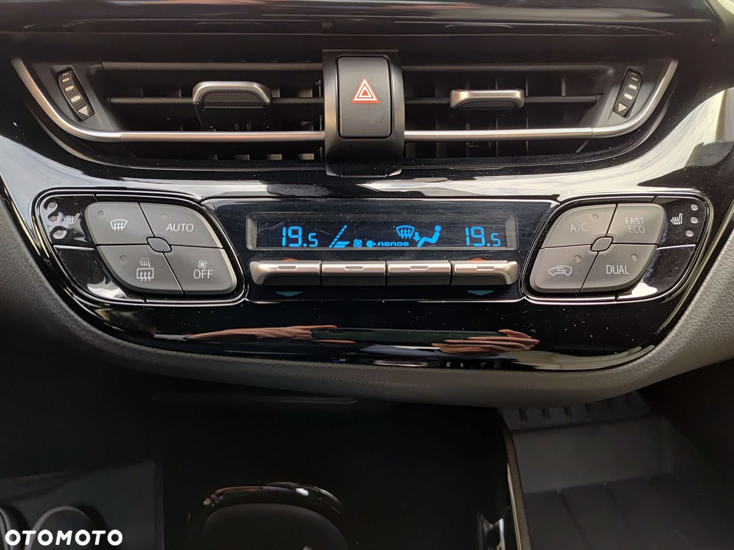 Toyota C-HR - 18