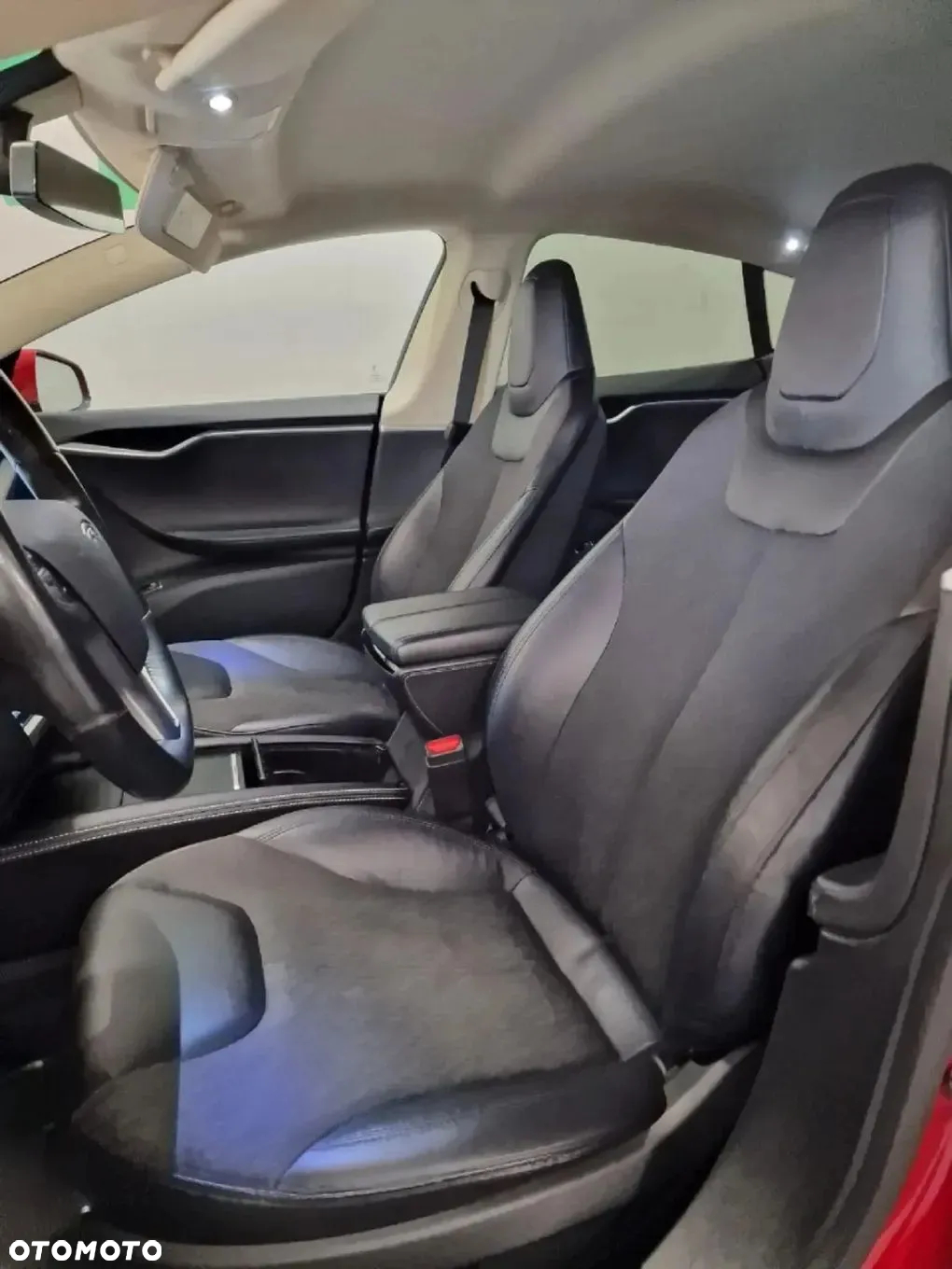 Tesla Model S 85 - 16