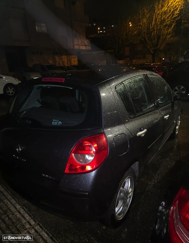 Renault Clio 1.2 16V Dynamique - 5
