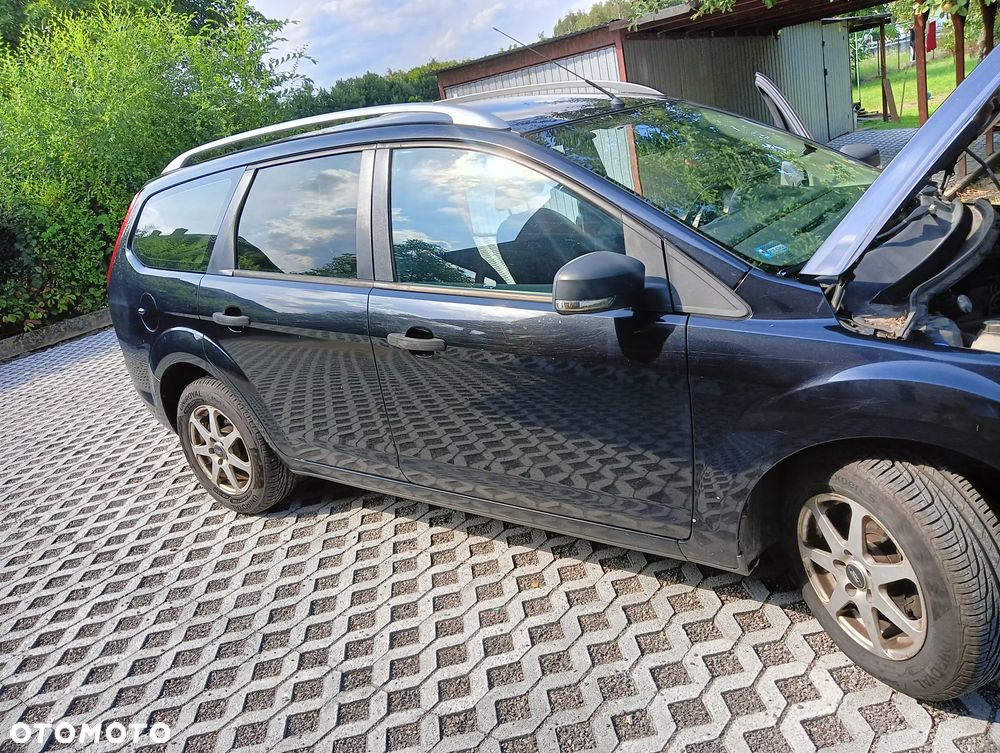 Ford Focus 1.6 Trend - 2