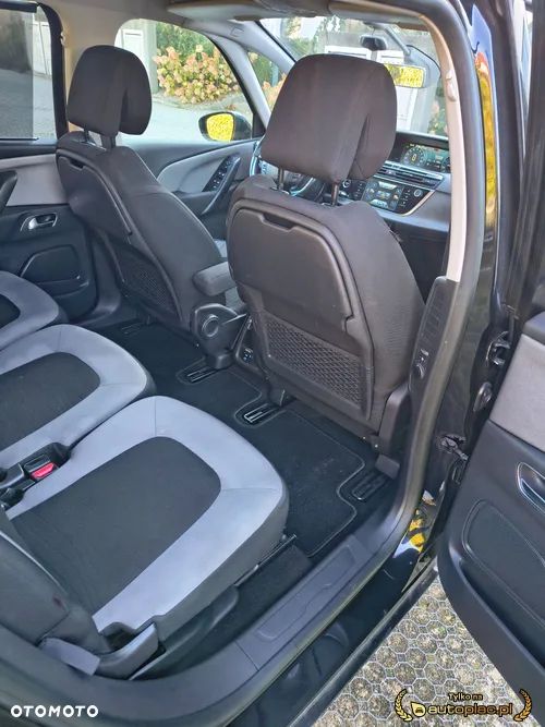 Citroën C4 Picasso - 12