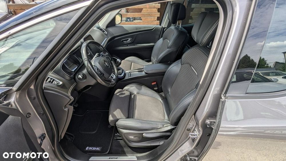Renault Scenic - 16