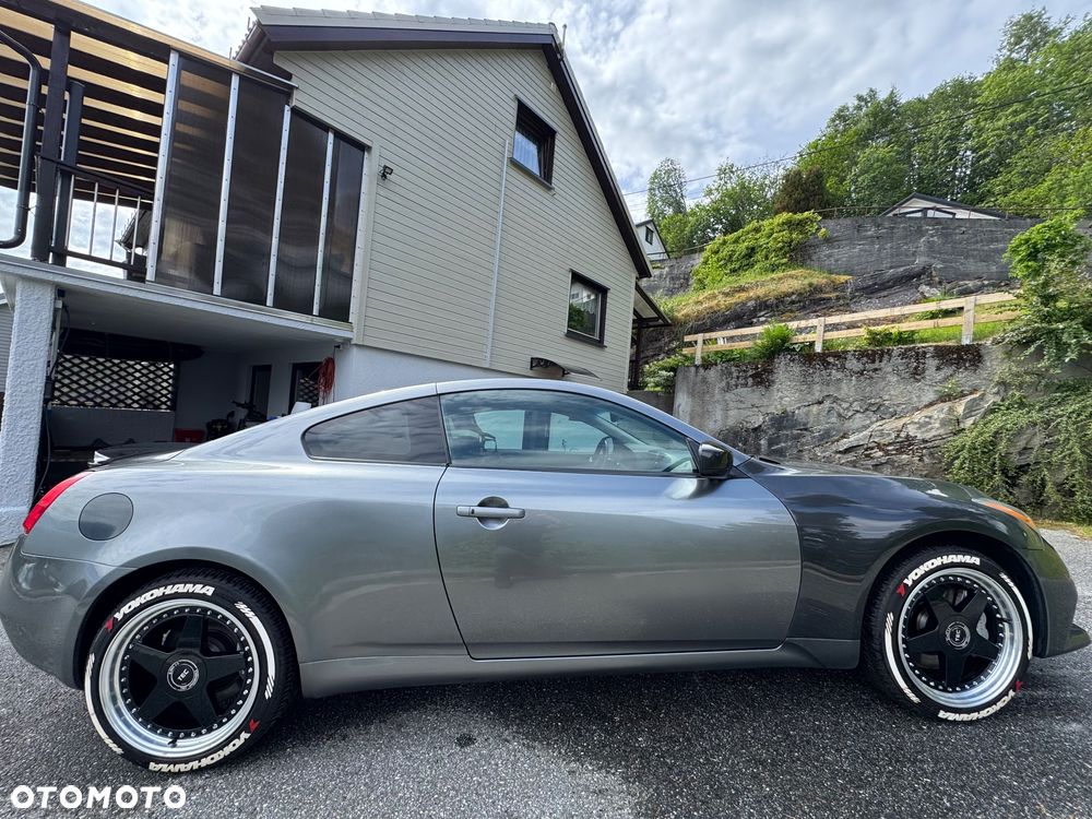 Infiniti G G37 - 7