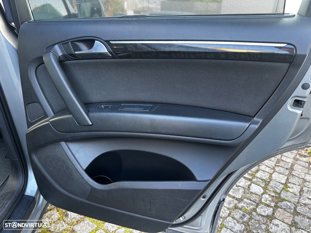 Audi Q7 3.0 TDI Sport Tiptronic - 39