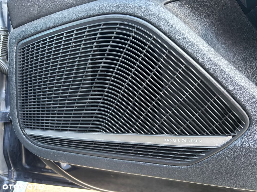 Audi A4 Avant 2.0 TDI Sport S tronic - 25