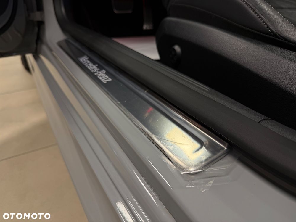 Mercedes-Benz CLE - 35