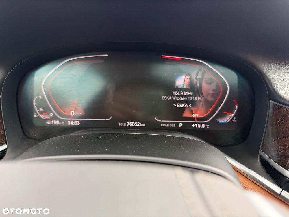 BMW Seria 7 750Li xDrive - 17