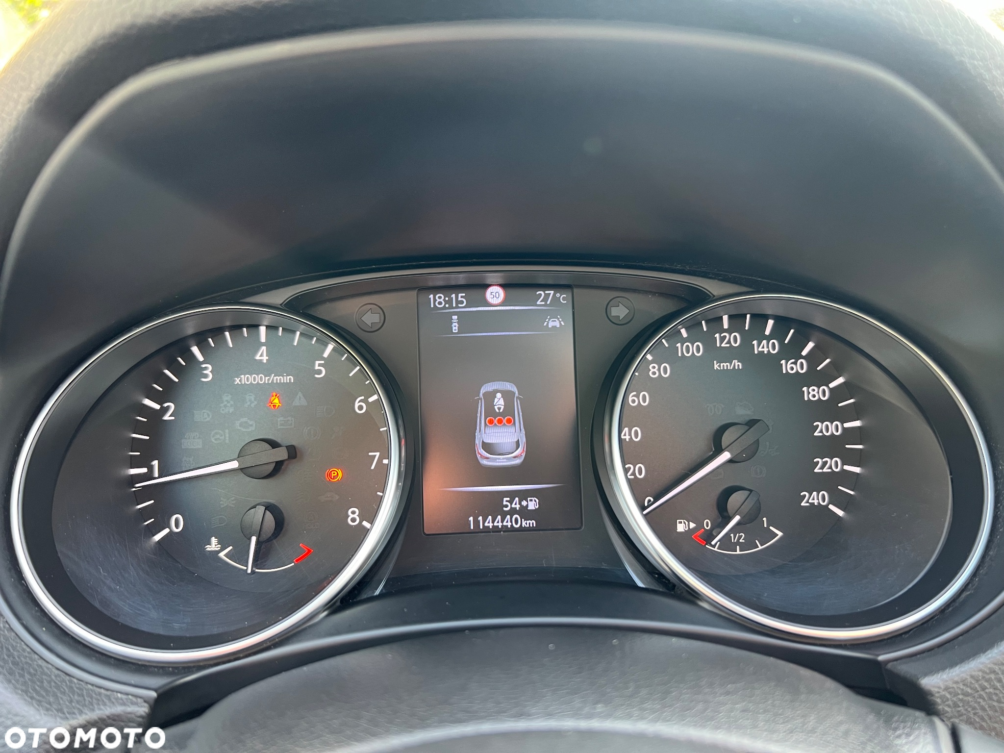 Nissan Qashqai 1.6 DIG-T N-Connecta - 9