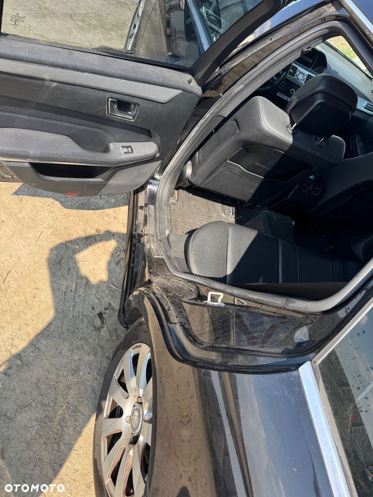 Mercedes-Benz Klasa E 200 CDI DPF BlueEFFICIENCY 7G-TRONIC - 19