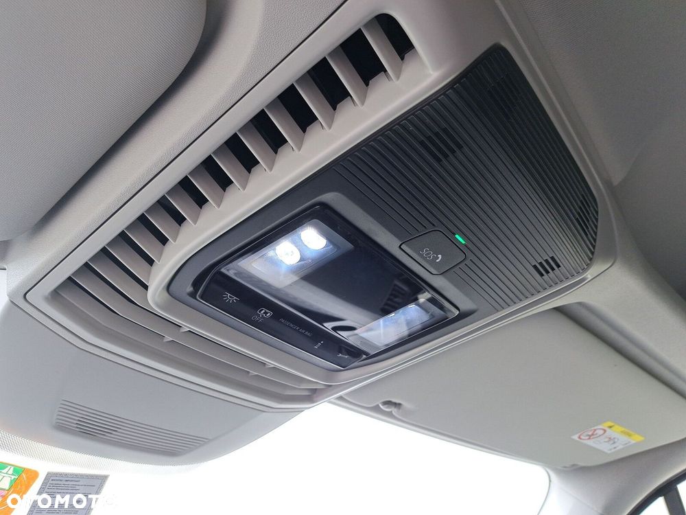 Volkswagen Crafter LIFT zabudowa brygadowa 8 miejsc - 10
