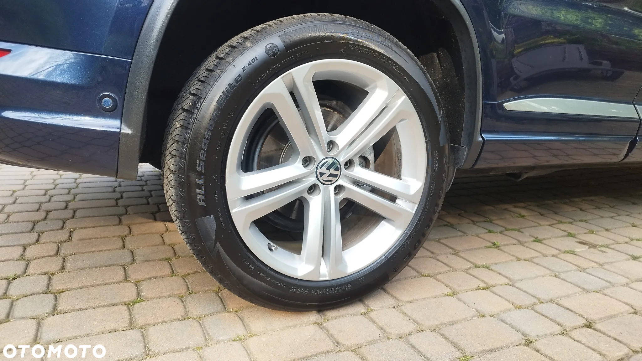 Volkswagen Tiguan - 11