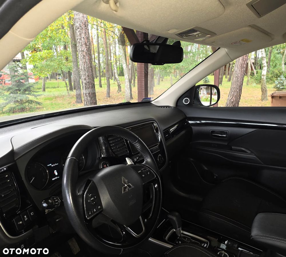 Mitsubishi Outlander 2.0 Intense + SDA 4WD CVT - 5