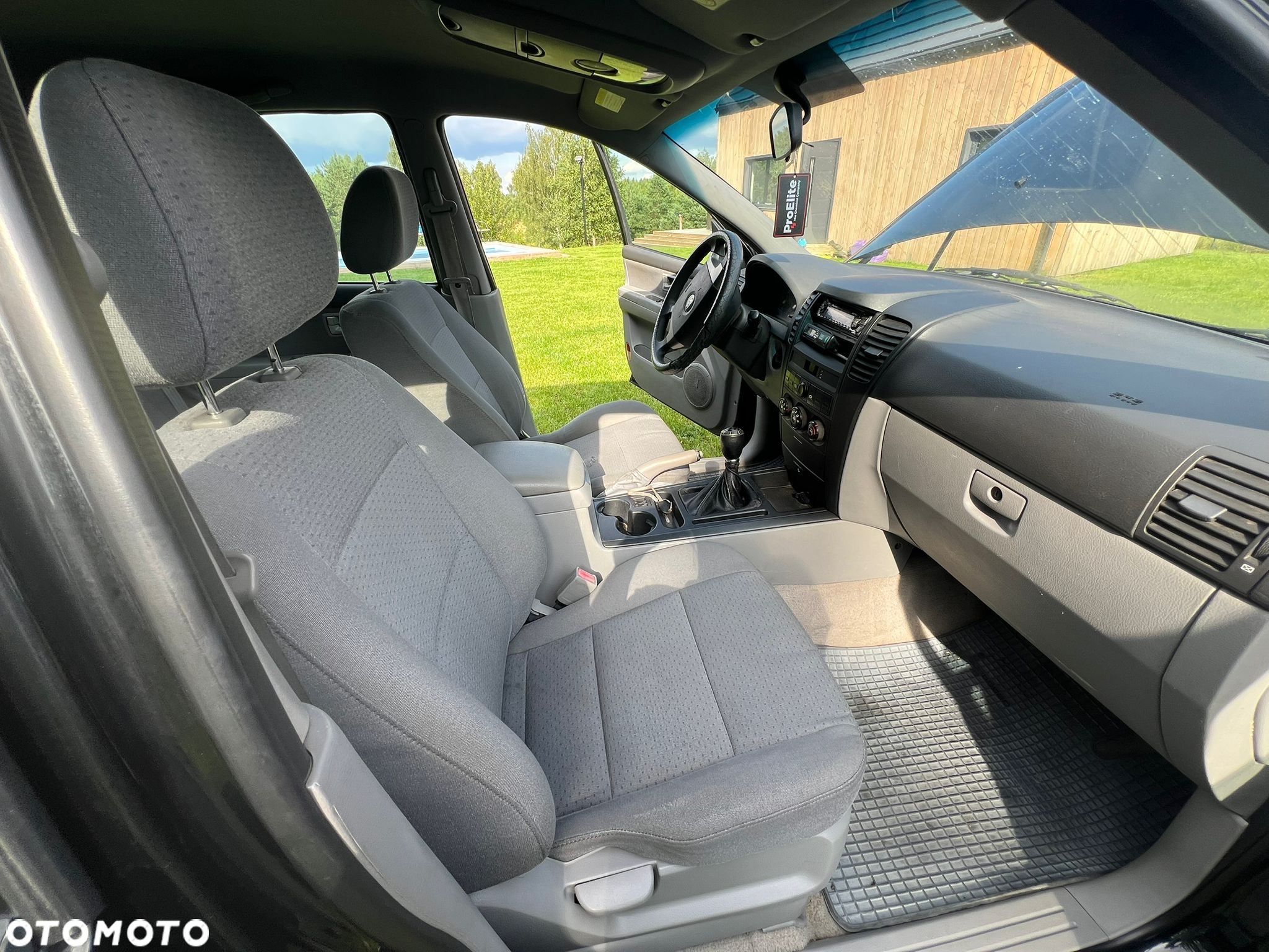 Kia Sorento 2.4 LX - 9