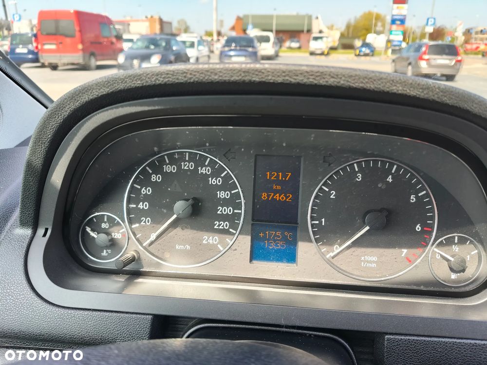 Mercedes-Benz Klasa A 160 BlueEFFICIENCY Avantgarde - 11